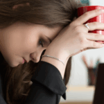 Πώς η έλλειψη ύπνου βοηθά στη νοητική λειτουργία και την συγκέντρωση