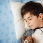 Τα παιδιά που ροχαλίζουν μπορεί να έχουν άσθμα