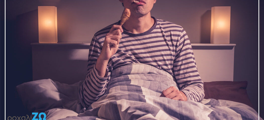 φαγητό αργά τη νύχτα και ροχαλητό