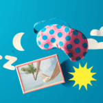 Καρτ ποστάλ, ήλιος, μάσκα ματιών, σύννεφα, ροχαλητό, όλα σε ένα μπλε φόντο.